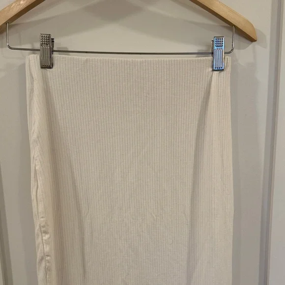 Stillwater The Rib Edit White Ribbed Skirt - Picture 7 of 7